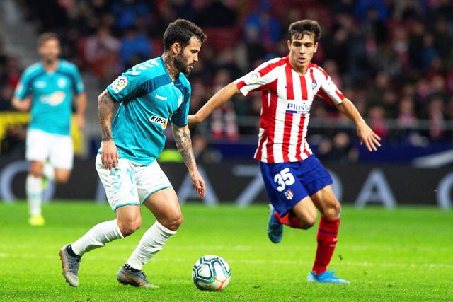 斯诺克世锦赛：丁俊晖晋级16强 将与赵心童上演“中国德比”